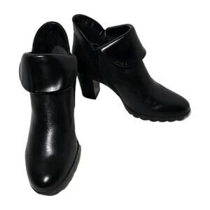 Studio Flexx Black Leather Ankle Boots Heels Womens Foldover Flap Size 8/EU 39